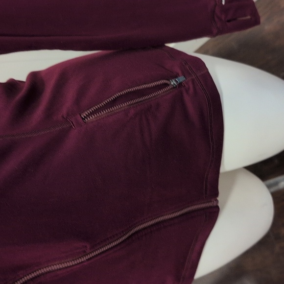 Victoria's Secret Mesh back workout jacket - Picture 3 of 6